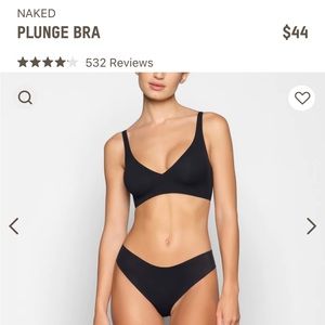 Skims Naked Plunge Bra in Onyx
